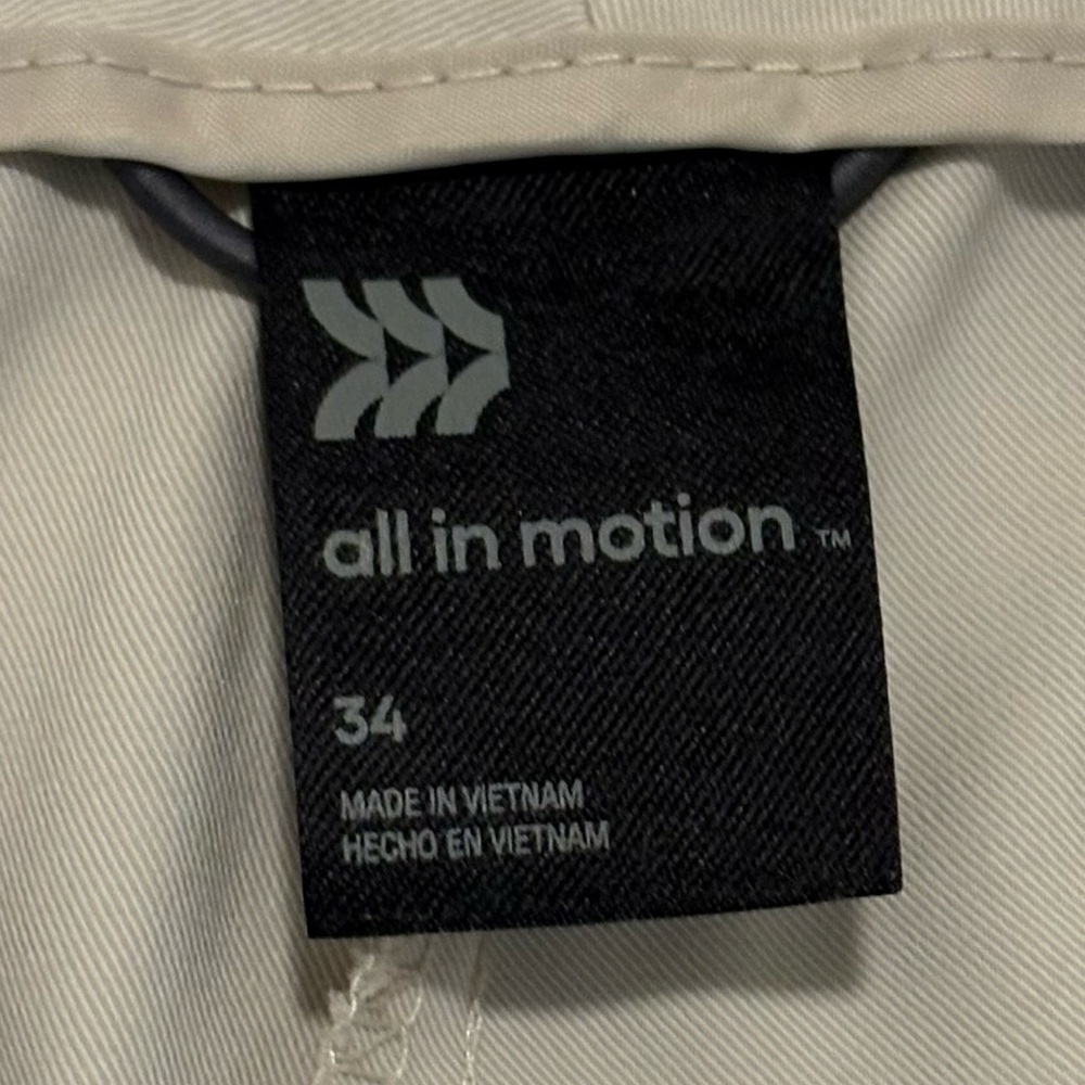 All in Motion Cream Men's Athletic Chino or Golf Shorts. Size 34 - Picture 4 of 7